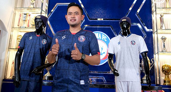 Hadapi Persib, Presiden Arema Sampaikan Permintaan Khusus Pada Kiper Adilson Maringa